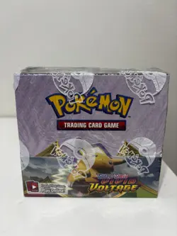 Pokemon TCG - SWSH - Vivid Voltage Booster Box (with small tear) with Acrylic 820650817496 - Image 4