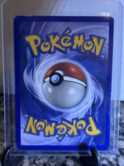 2001 Pokemon Neo Discovery Beedrill Lightly Played No. 18/75 - Image 2