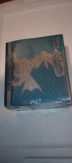 Pokemon TCG Sun & Moon Crimson Invasion Elite Trainer Box ETB (Sealed) See Pics - Image 4