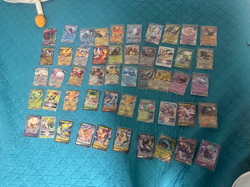 English pokemon ex vmax vstar v NM 50 card lot with charizard deck box - Image 2