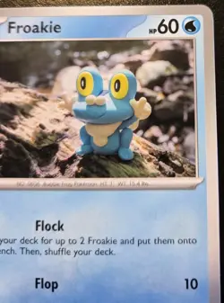 Froakie 056/167 Common Scarlet & Violet: Twilight Masquerade Pokemon TCG - Image 3