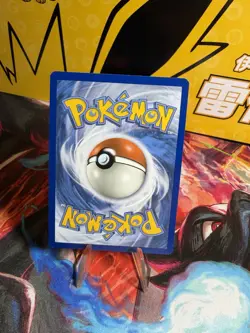 Pokemon TCG Mew Reverse Holo 32/68 Hidden Fates - Image 2