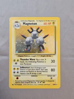 Magneton 9/102 Base Set Holo Unlimited Rare Card Pokemon TCG 1999 LP/MP - Image 1