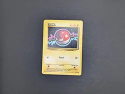Pokemon TCG Voltorb Regular Common - Base Set 67/102 - Lightly Played - Image 1