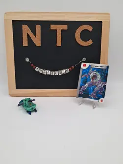 Bakugan Battle Brawlers Reverse Aquos Preyas 520G Classic Rare W/ Card - Image 1