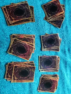 Yu-Gi-Oh! Sleeves Card Back Design Holographic 70 Sleeves - Image 1