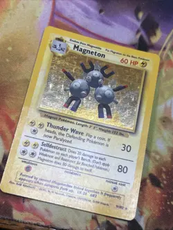 Magneton Base Set Holo 9/102 Pokemon✨🔥SHIPS FAST💨RARE VINTAGE📈 +FREE GIFT🎁 - Image 4