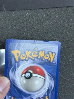 Pokemon Machamp 8/102 1st Edition Holo Base Set - Image 3