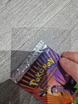 Potential Reseal Tampered* 2000 Pokemon Gym Challenge Set Booster Pack WOTC - Image 3