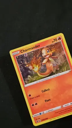 Pokemon - Charmander Holo Black Star Promo SWSH092 - Image 3