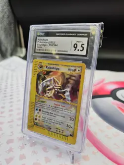 Pokemon ~ Skyridge ~ Kabutops ~ Crystal Type Secret Rare ~ CGC 9.5 ~ Gem Mint - Image 4