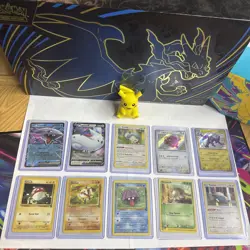 Pokemon Trading Card Game: 10 Card Bundle 6 (Mixed Languages/No Duplicates) - Image 1