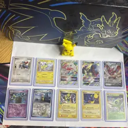 Pokemon Trading Card Game: 10 Card Bundle 11 (Mixed Languages/No Duplicates) - Image 1
