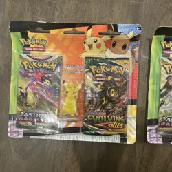 Pokemon TCG: Back to School Eraser Blister - Evolving Skies, Umbreon - Set Of 2 - Image 2