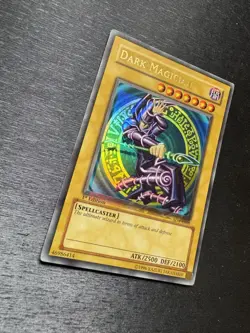 YuGiOh! Dark Magician SDY-E005 - Error Misprint Foil Shift 1st Edition Near Mint - Image 4