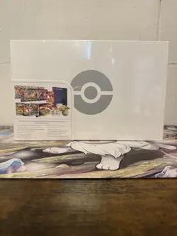 Pokemon TCG Sword and Shield Ultra Premium Collection Charizard Box 820650871115 - Image 3