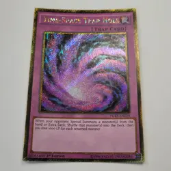 Yugioh - Time-Space Trap Hole - PGL3-EN039 - NM - 1st Gold Secret Rare Holo 2016 - Image 4