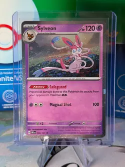 Sylveon - Holo - 040/131 - Prismatic Evolutions - Mint - Pokemon TCG - Image 1