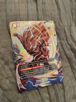 Son Goku FS11–07 SR Gold Alt Art Dragon Ball Super Fusion World NM Starter Deck - Image 2