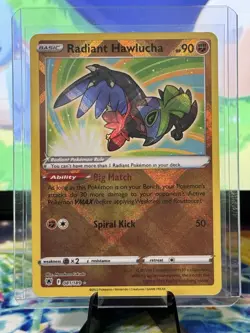 Radiant Hawlucha NM 081/189 Swsh10: Astral Radiance Pokemon TCG Holo - Image 1