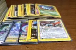 1.0lbs Of Pokemon Unsorted Collection , EX, V, Vintage, Skyridge, Full Arts - Image 2
