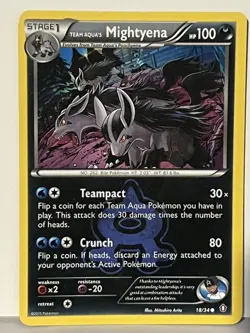 Team Aqua's Mightyena 18/34 Double Crisis LP Pokemon Fast Shipping - Image 1