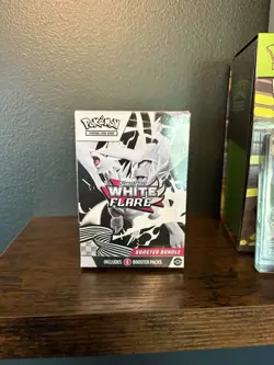 Pokemon Scarlet & Violet White Flare Booster Bundle Box, 6 Booster Packs - Image 3