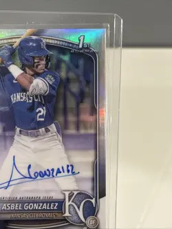 2025 Bowman Chrome Asbel Gonzalez Refractor 1st Bowman Auto 5/499 Royals - Image 4