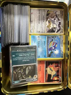 900 Card Pokemon Bulk Lot - Image 1
