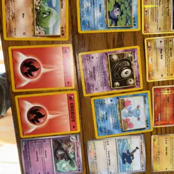 Pokemon lot of 100 1st Edition / Holos + Cards 90's - Early 2000's Vintage Lot - Image 3
