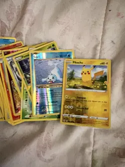 Lot of over 350 Pokemon cards. There are several duplicates. - Image 2