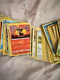 Lot of over 350 Pokemon cards. There are several duplicates. - Image 3