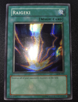 Yu-Gi-Oh! Raigeki Legend of Blue Eyes White Dragon LOB-EN053 Super Rare Unlim - Image 2