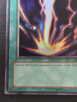 Yu-Gi-Oh! Raigeki Legend of Blue Eyes White Dragon LOB-EN053 Super Rare Unlim - Image 3