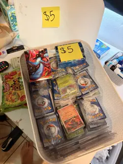 Pokemon Card Lot 300 Total Cards Per Package - Image 1