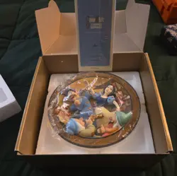 Disney Snow White A-Yodel-Ay-Hee-Hoo 3-D Plate 60th Anniv. Original Box - Image 3