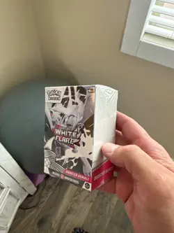 Pokemon TCG Scarlet & Violet White Flare | Sealed Booster Bundle Box - Image 1