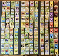 100 Pokemon Karten + 20 Energiekarten Sammlung Fossil Dschungel Rocket Base Set - Image 1