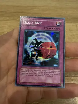 Yugioh Skull Dice EDS-003 Prismatic Secret Rare Unlimited - Image 1