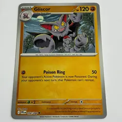 Gliscor 050/094 Uncommon Phantasmal Flames Pokemon Reverse Holo Near Mint - Image 1