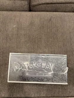 Pokemon TCG - Sealed 25th Anniversary Celebrations Ultra Premium Collection Box - Image 5