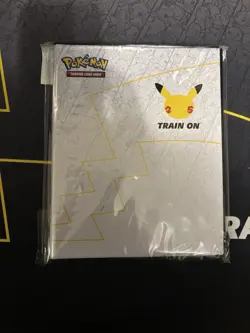 First Partner 25th Celebrations Jumbo Card Collector's Binder Pikachu Exclusive - Image 2