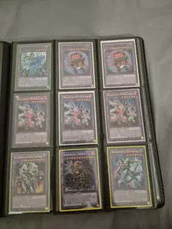 Yu-Gi-Oh Binder Collection Mixture of Fusions Syncrons and More - Image 5
