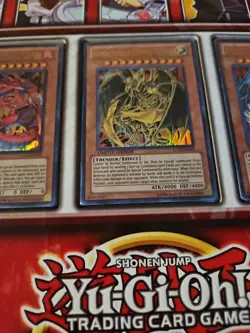Yugioh Legendary Collection 2 The Duel Academy Years Binder w/cards Yu-Gi-Oh - Image 3