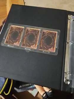 Yugioh Legendary Collection 2 The Duel Academy Years Binder w/cards Yu-Gi-Oh - Image 5