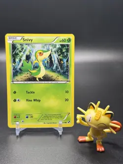 Snivy 1/114 BW Black & White Base Holo - LP - Image 1