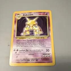 Alakazam Base Set Holo Rare 001/102 Pokemon TCG Card 80 HP Confuse Ray - Image 1