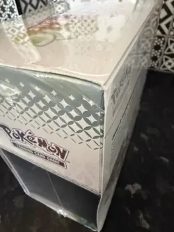 Pokemon Prismatic Evolutions ETB Elite Trainer Box, (Tiny Small Tear) - Image 4