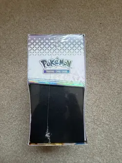 Pokemon TCG Prismatic Evolutions ETB Elite Trainer Box Sealed *see description* - Image 5