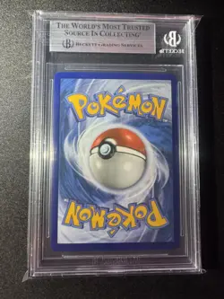 Pikachu V TG16/TG30 Swsh11: Pokemon Lost Origin Trainer Gallery Holo BGS 9 Mint - Image 2